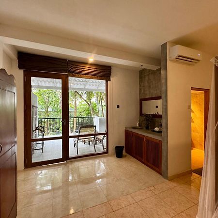 Brinkhouse Guesthouse , Unawatuna Beach Exterior foto