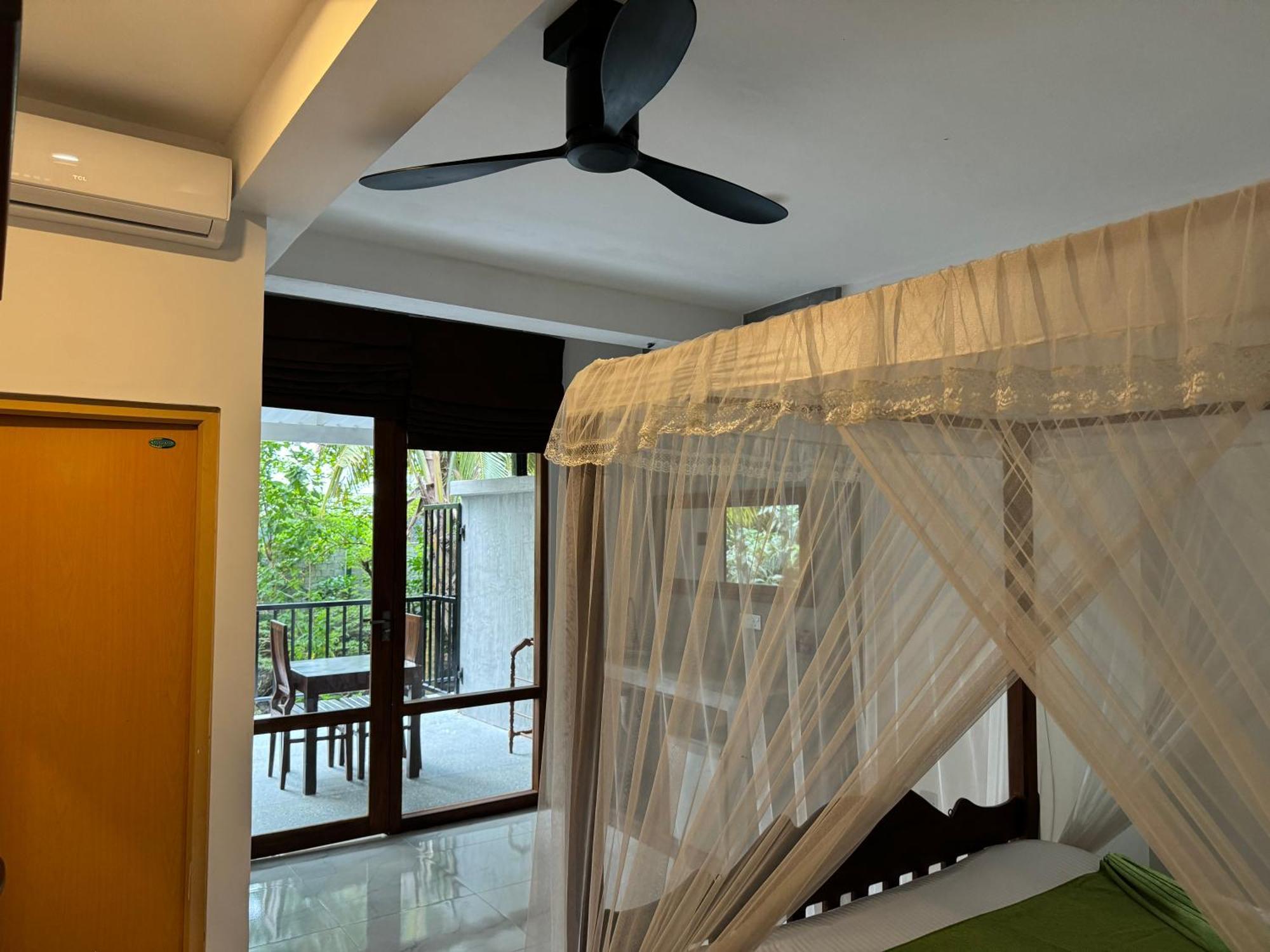 Brinkhouse Guesthouse , Unawatuna Beach Exterior foto