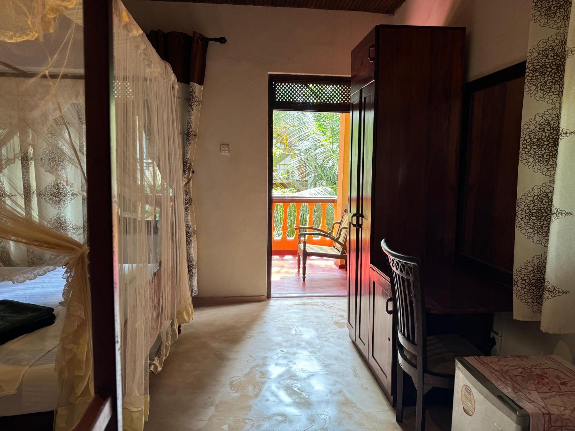 Brinkhouse Guesthouse , Unawatuna Beach Exterior foto