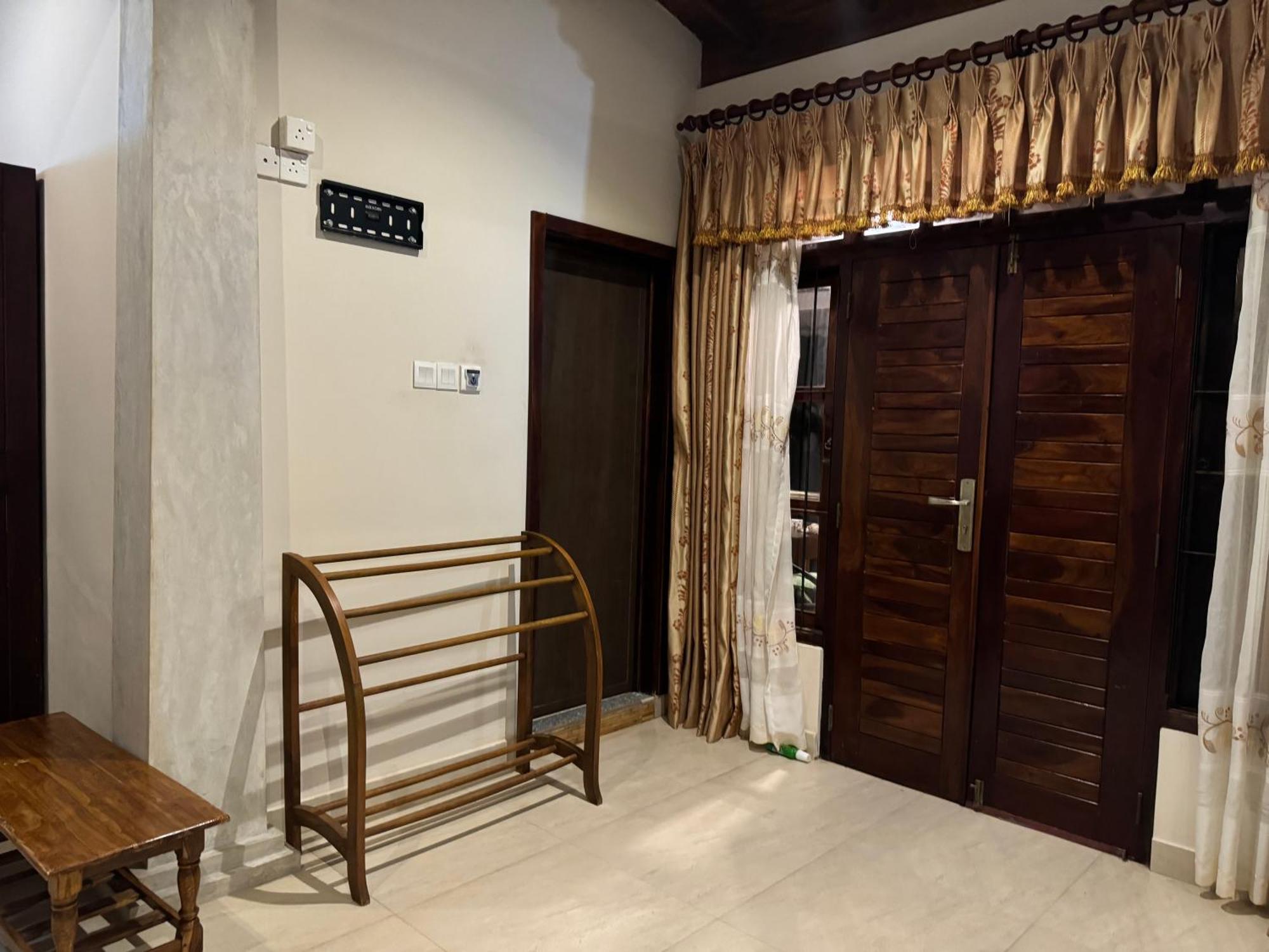 Brinkhouse Guesthouse , Unawatuna Beach Exterior foto