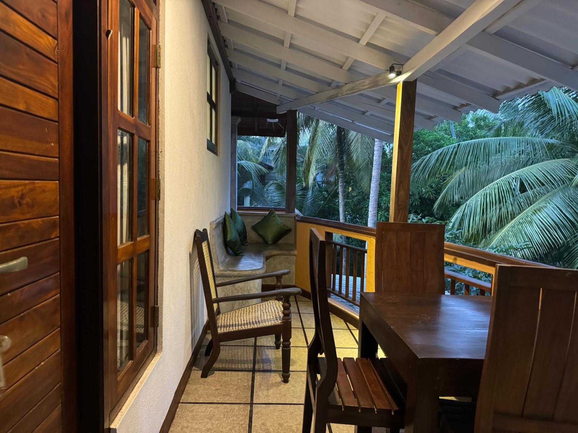 Brinkhouse Guesthouse , Unawatuna Beach Exterior foto