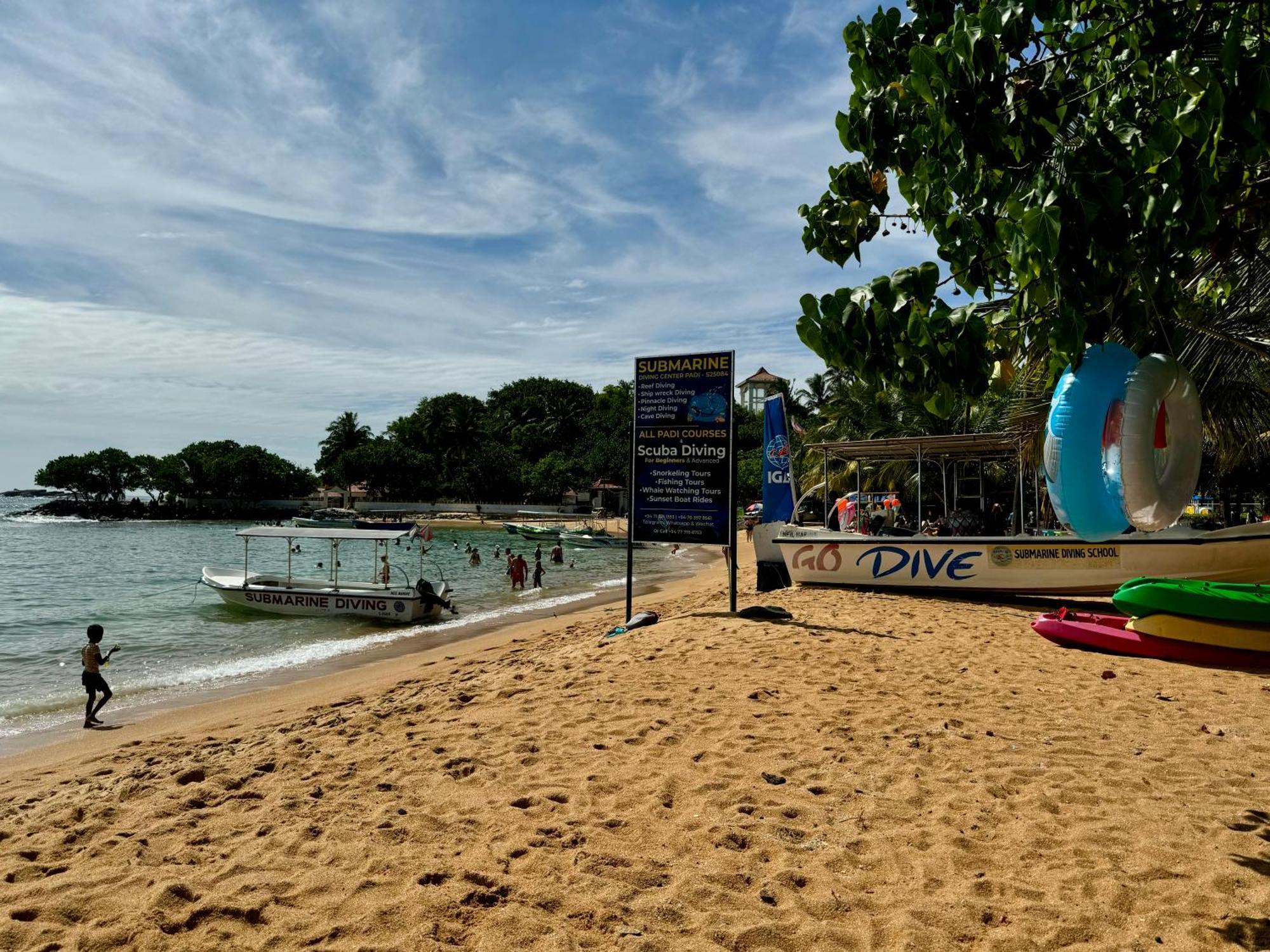 Brinkhouse Guesthouse , Unawatuna Beach Exterior foto