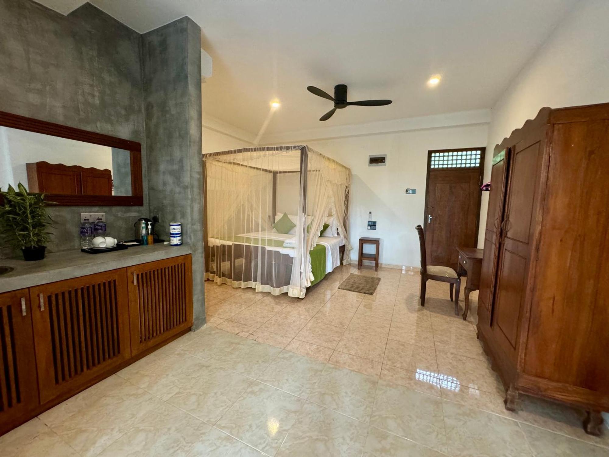 Brinkhouse Guesthouse , Unawatuna Beach Exterior foto