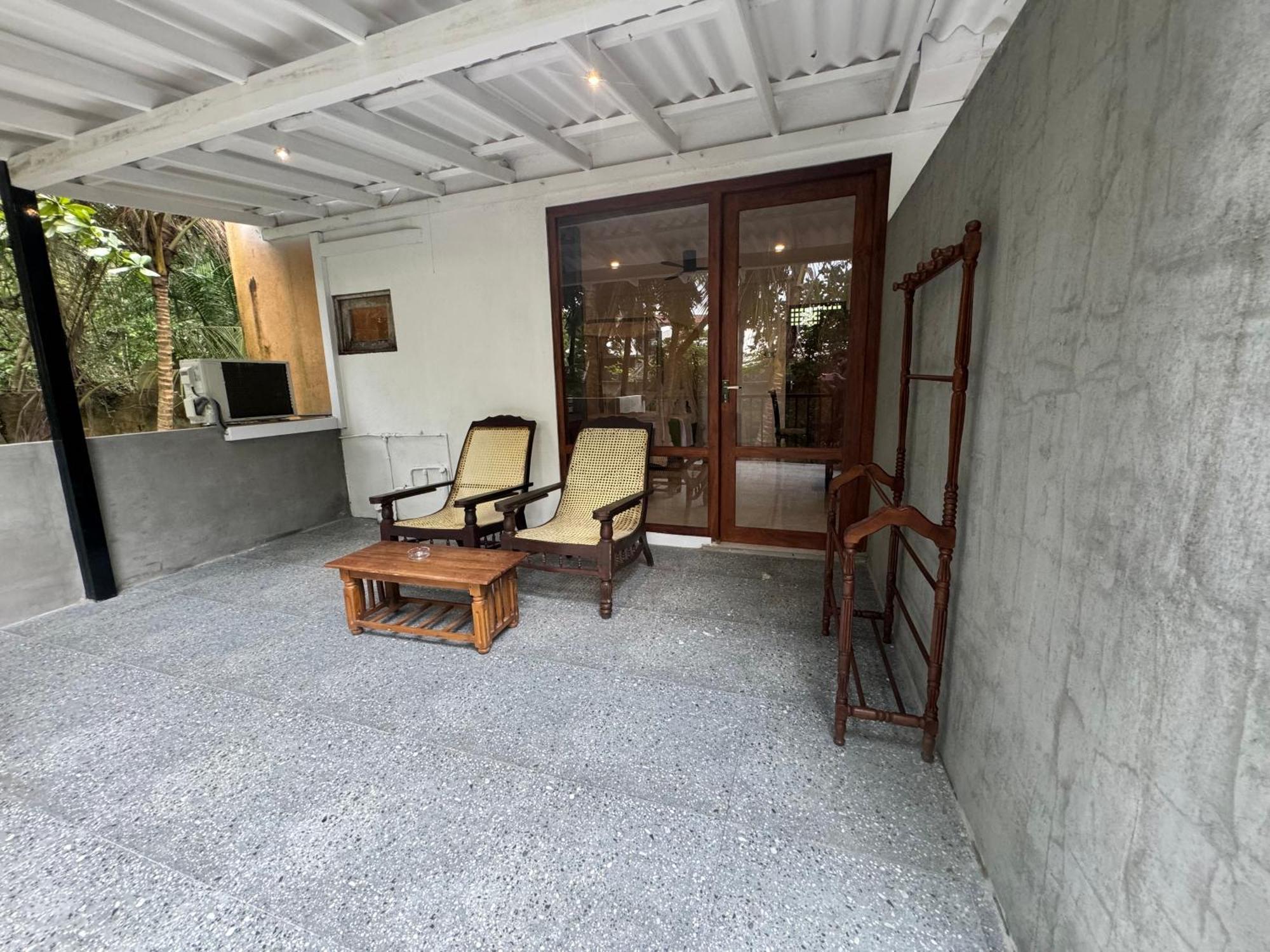 Brinkhouse Guesthouse , Unawatuna Beach Exterior foto